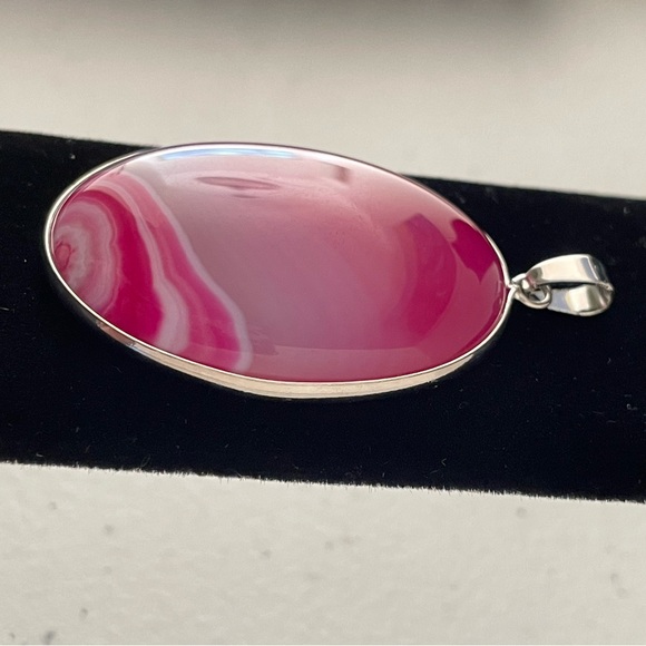 Pink Cabochon Pendant - Picture 3 of 5